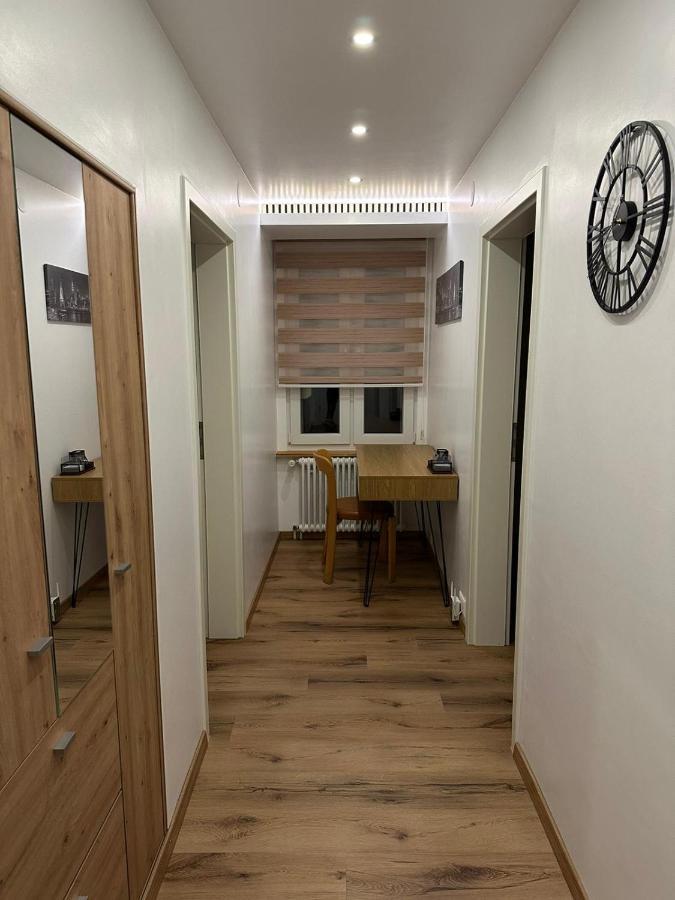 Studio Cosy Au Centre De Couvet Exterior foto